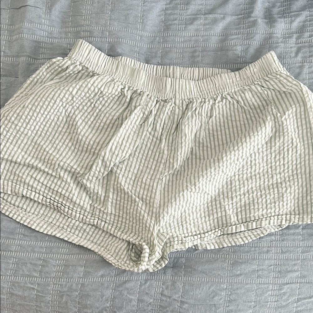 Primark Cream High Waist Shorts with Ribbed Texture